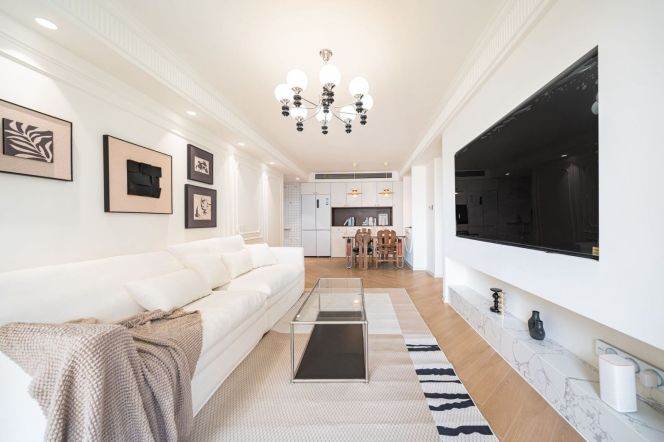 2BR Apartment at Oriental Manhattan (L1/L9/L11)