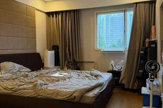 3BR Apartment in Old Xuhui with Floor-to-Ceiling Windows (L10/L11)