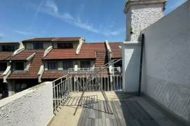 Spacious 1BR Lane House near Xintiandi Metro with Terrace (L10/L13)