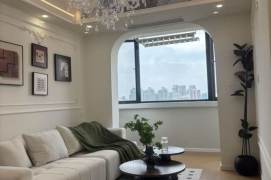 High-Floor Spacious 1BR Apartment in Xujiahui (L10/L11)