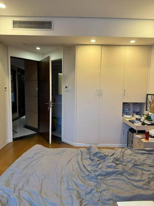 Housing image — Bedroom