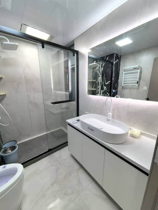 Housing image — Bathroom