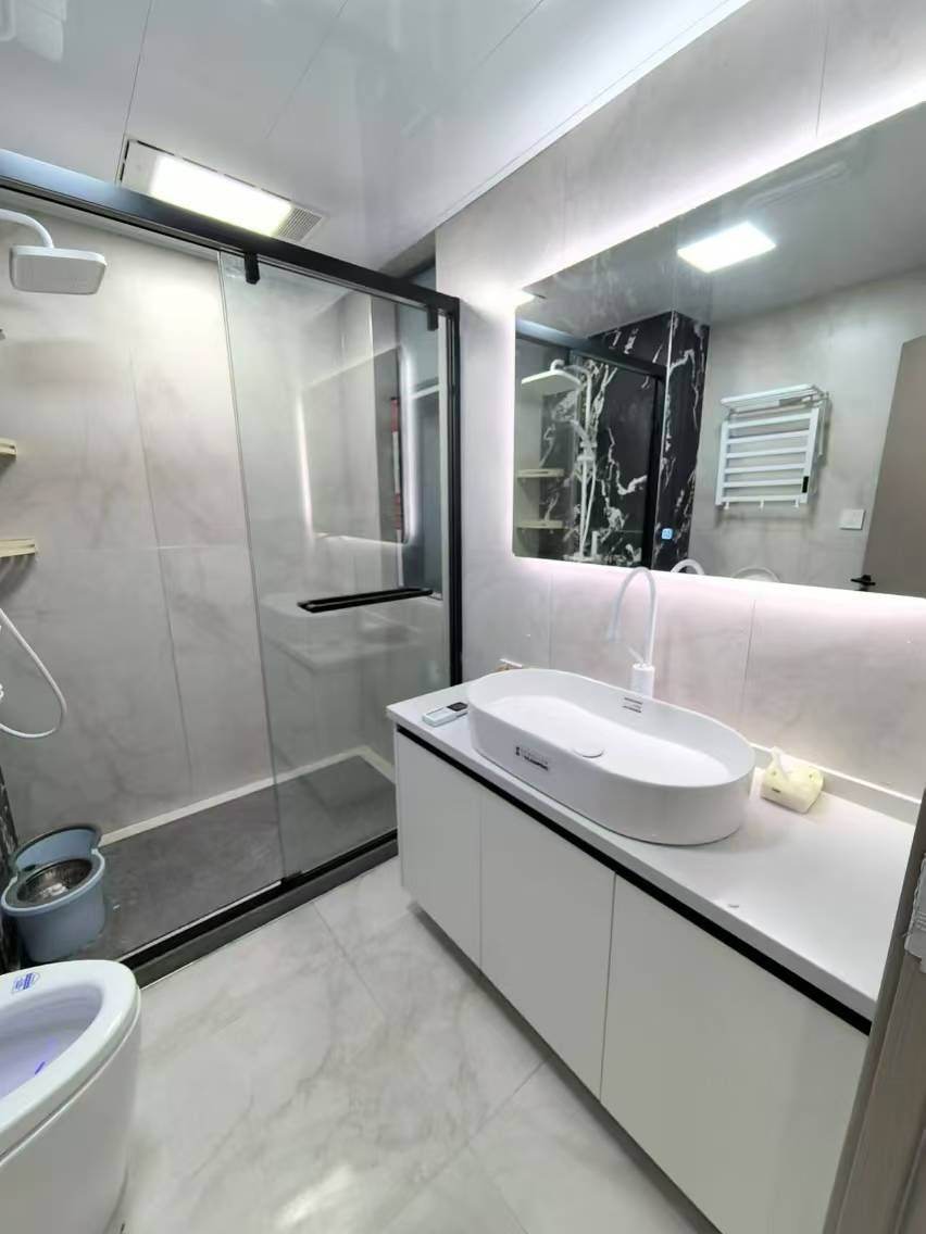 Housing image — Bathroom