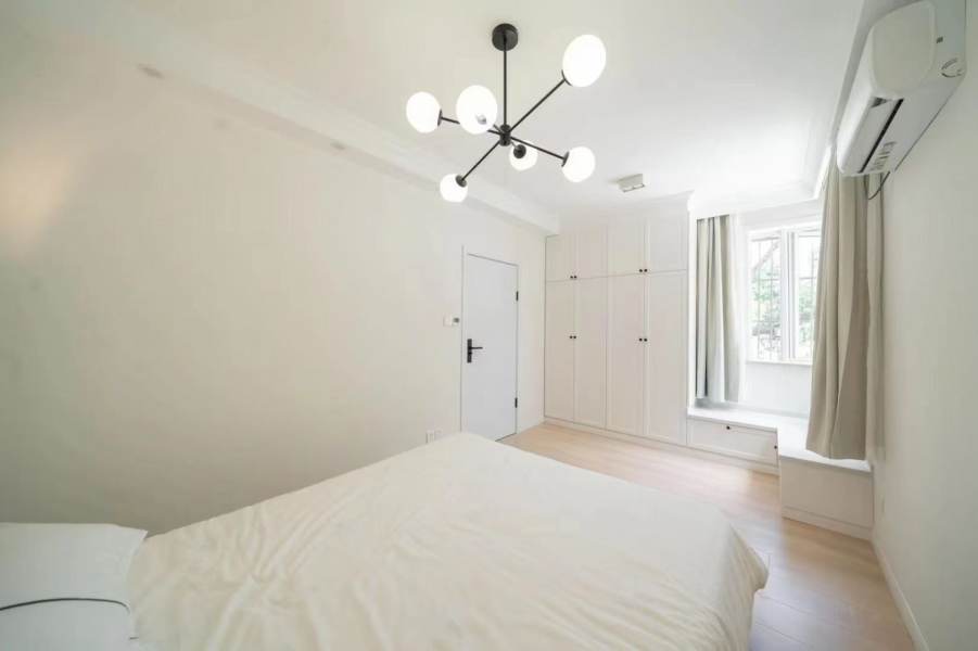 Housing image — Bedroom