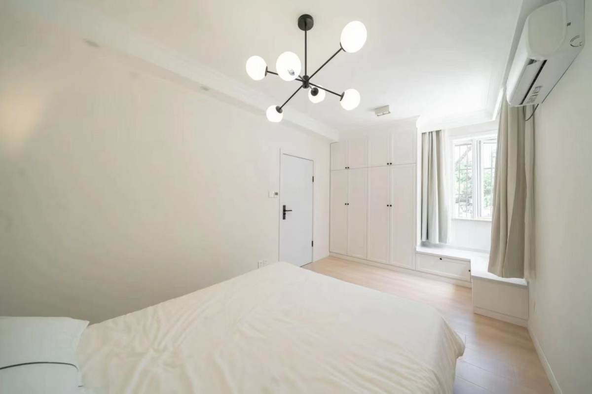 Housing image — Bedroom