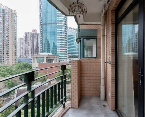 Housing image — Balcony