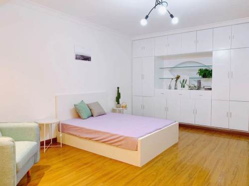 Housing image — Bedroom