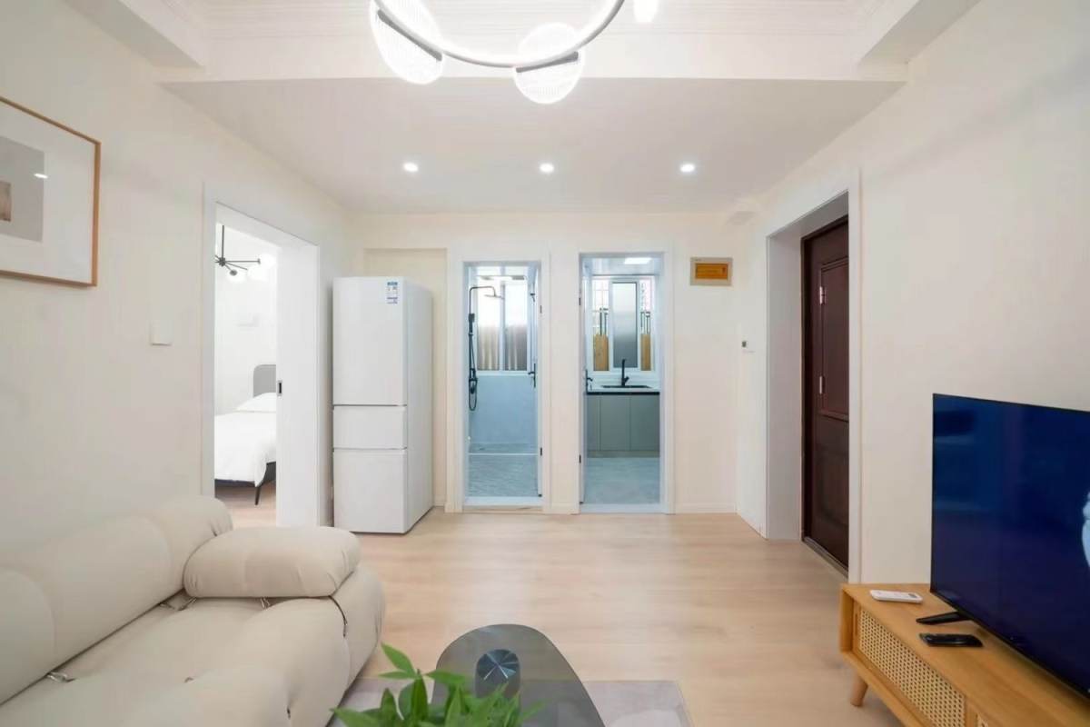 Housing image — Living Room