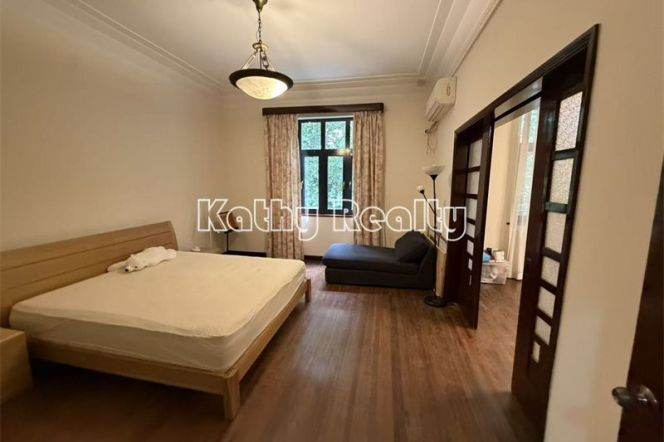 Spacious 2BR Heritage Apartment in Old Xuhui (L1/L7/L9)