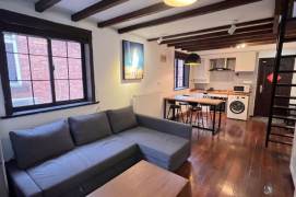 Historic High-Ceiling 2BR Lane House in Old Xuhui (L9/L12)