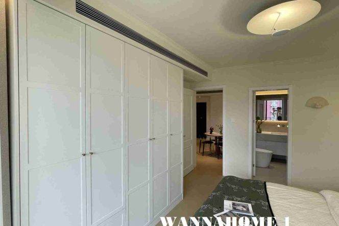 High-Floor Spacious 2BR Apartment in Jing'an with Outstanding View