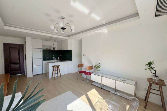 2BR Apartment at Shanghai Grand Plaza (Compound)