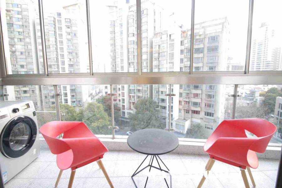 Housing image — Balcony