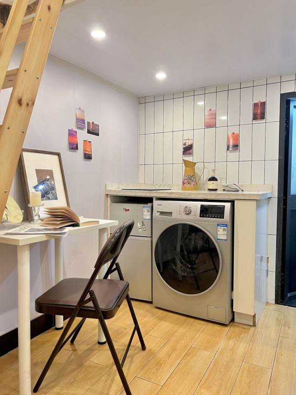 Housing image — Living Room