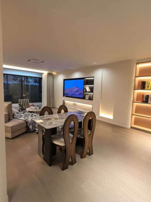 Housing image — Living Room