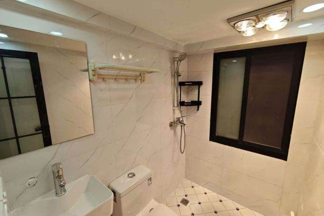 2BR Heritage Apartment near Jing'an Temple