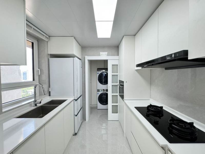 Housing image — Kitchen