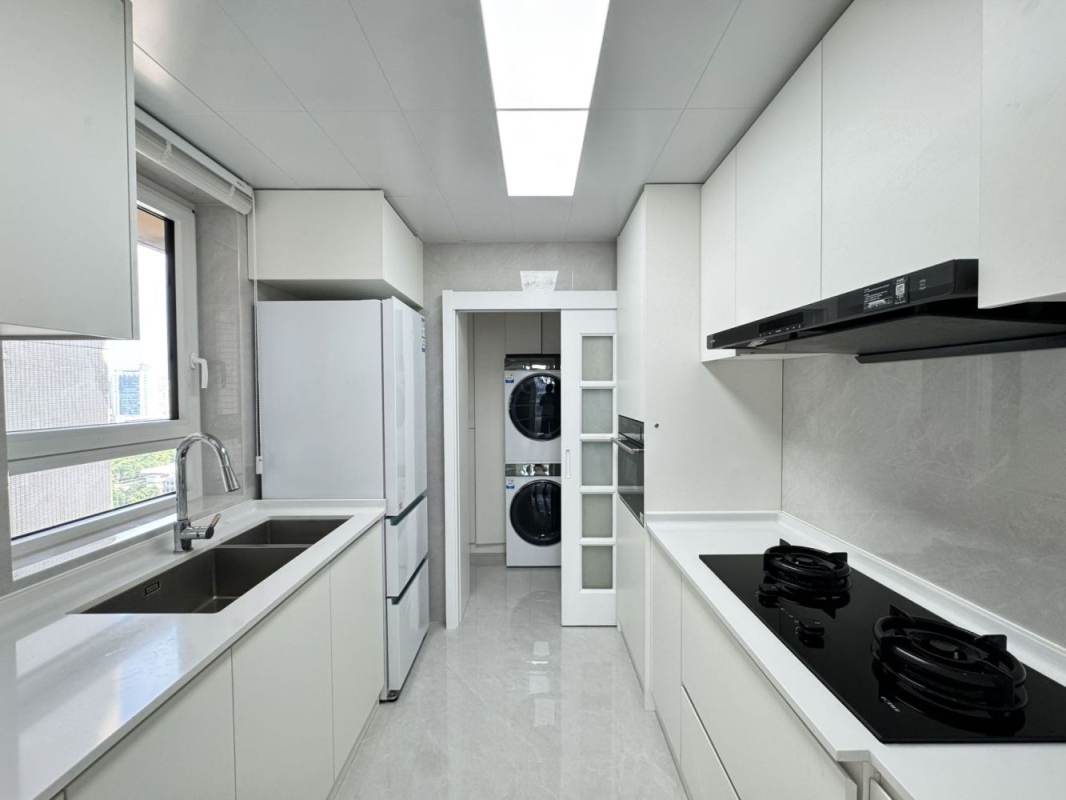 Housing image — Kitchen
