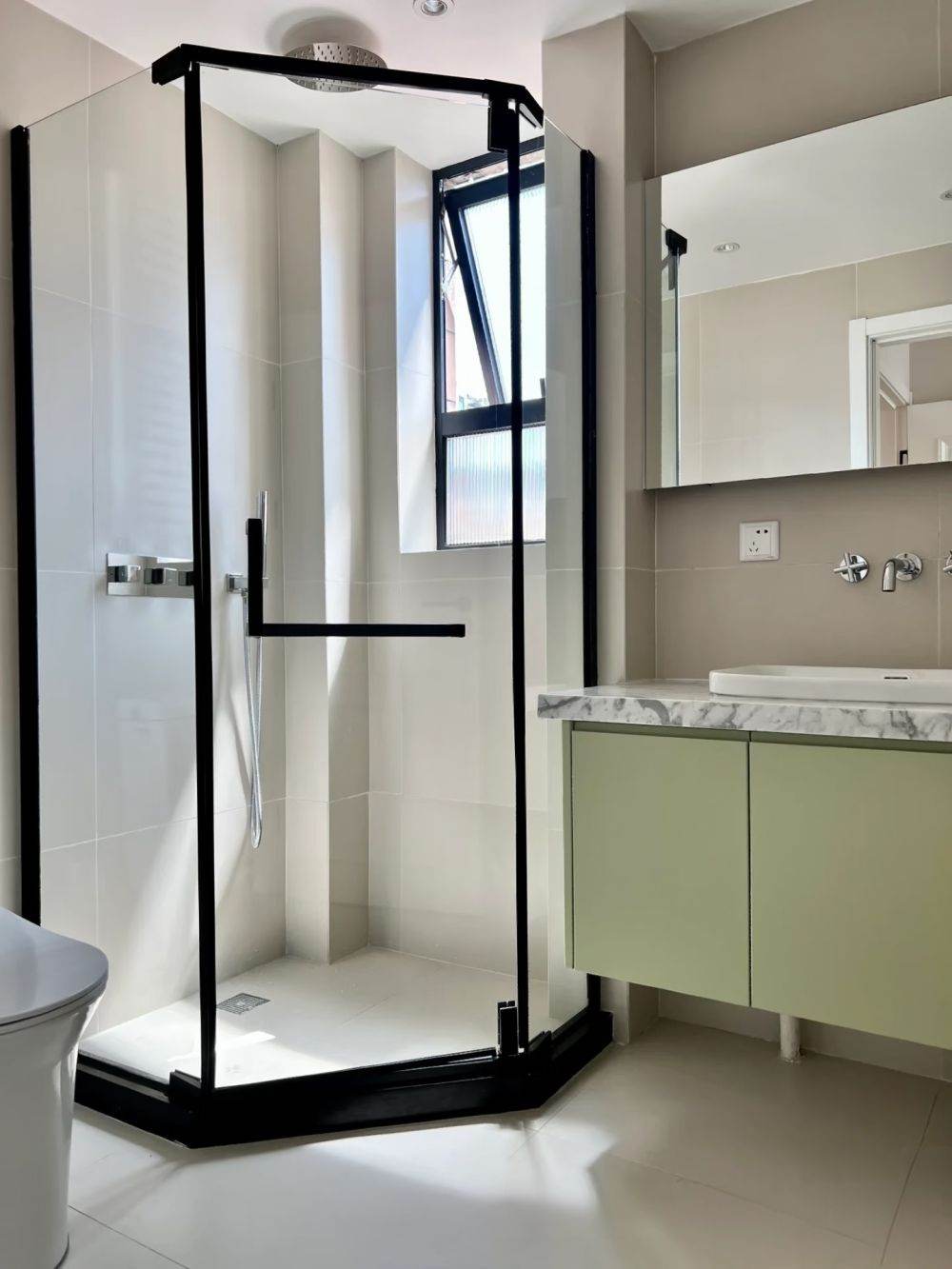 Housing image — Bathroom