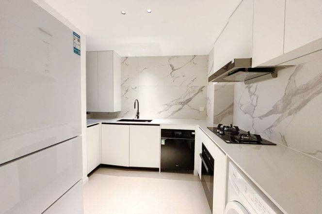 3BR Apartment near Shangcheng Rd Metro