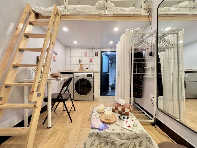 Housing image — Living Room