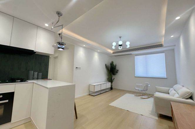 2BR Apartment at Shanghai Grand Plaza (Compound)