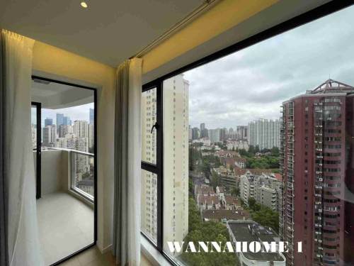 Housing image — Balcony