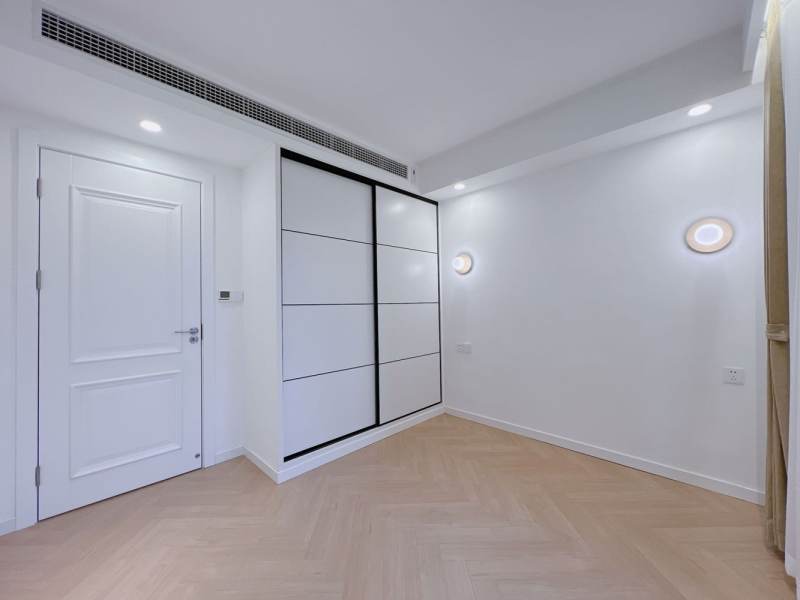Housing image — Bedroom