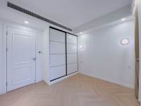 Housing image — Bedroom