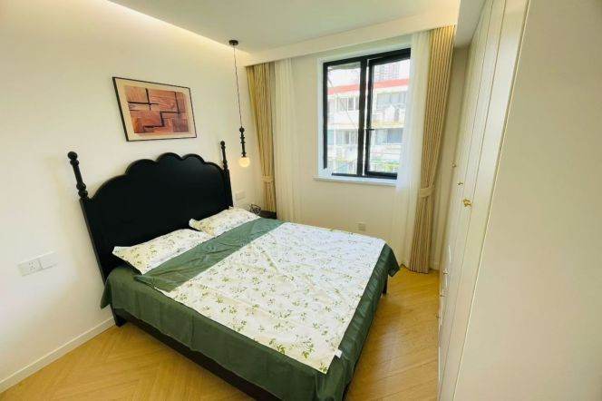 1BR Lane House near Moho Mall