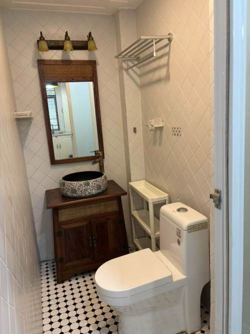 Housing image — Bathroom