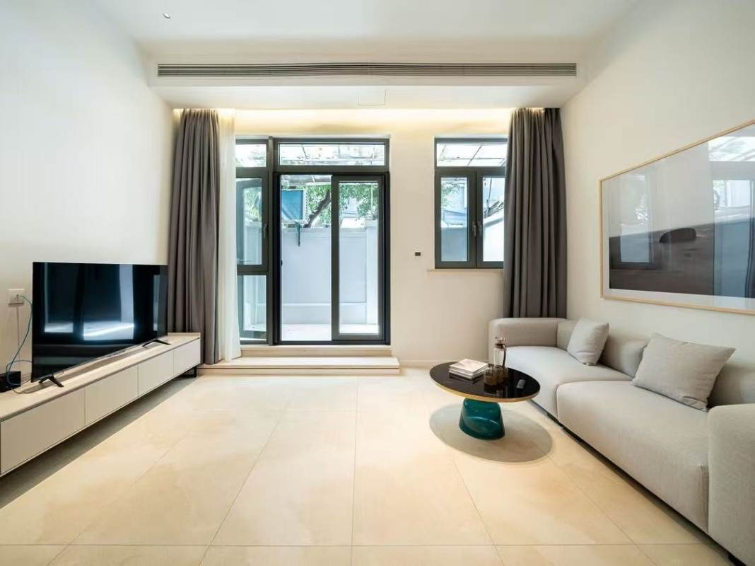 Housing image — Living Room