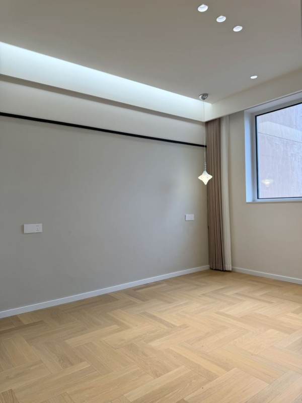 Housing image — Bedroom