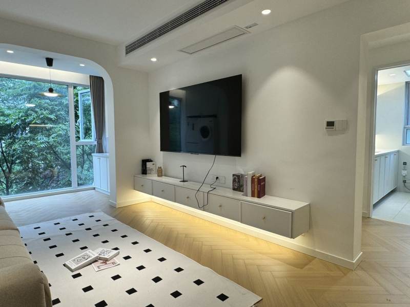 Housing image — Living Room