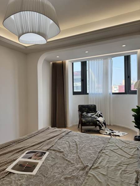 Housing image — Bedroom