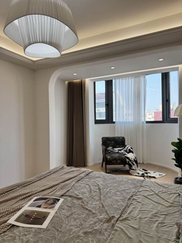 Housing image — Bedroom