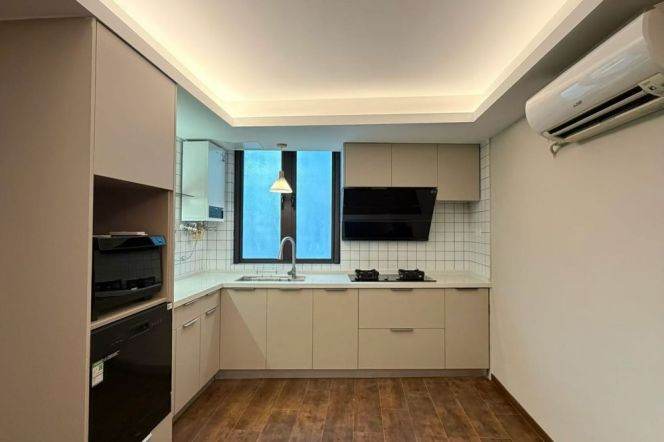 2BR Lane House in Old Xuhui