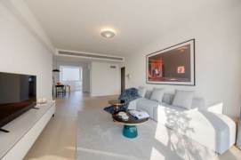 High-Floor 3BR Apartment in Gubei (L2/L15)