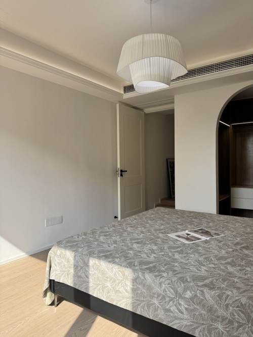 Housing image — Bedroom