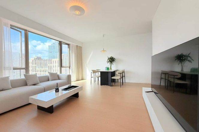 High-Floor 1BR Apartment at Yunhe Garden with Floor-to-Ceiling Windows