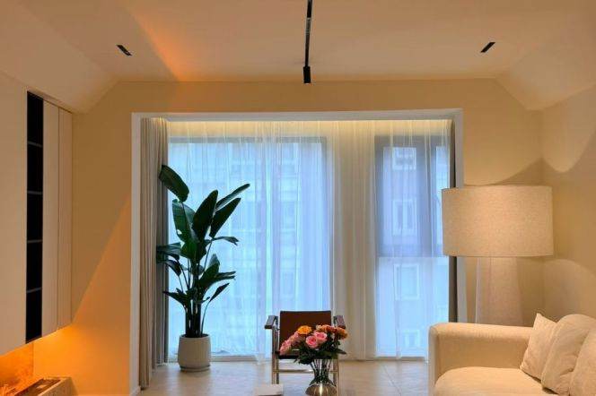 Spacious 2BR Apartment in Gubei (L10/L15)
