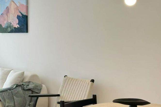1BR Apartment in Xujiahui (L1/L9/L11)