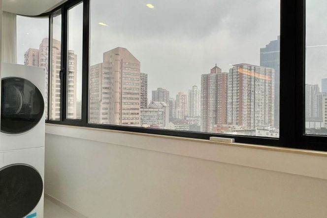 2BR Apartment in Jing'an