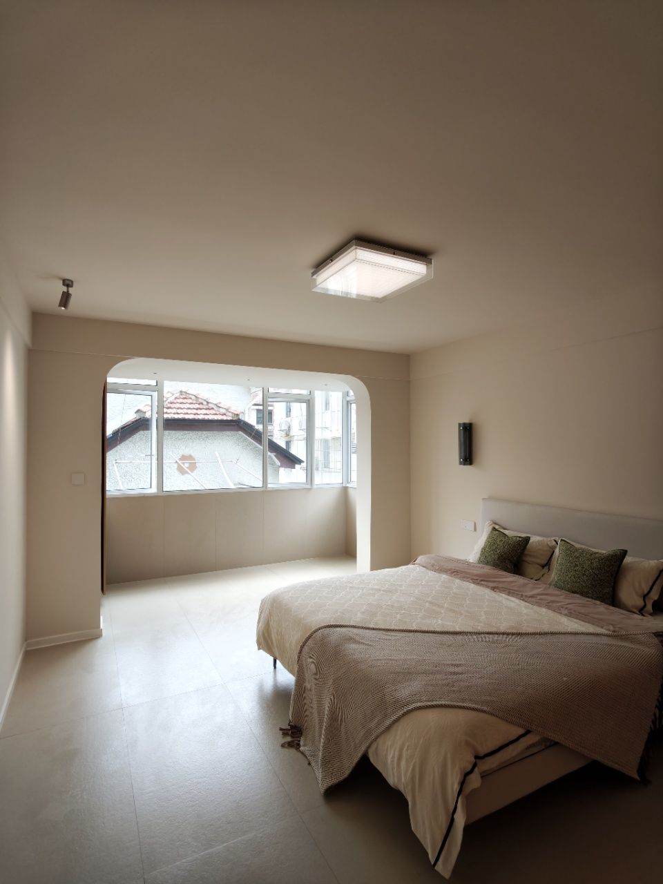 Housing image — Bedroom