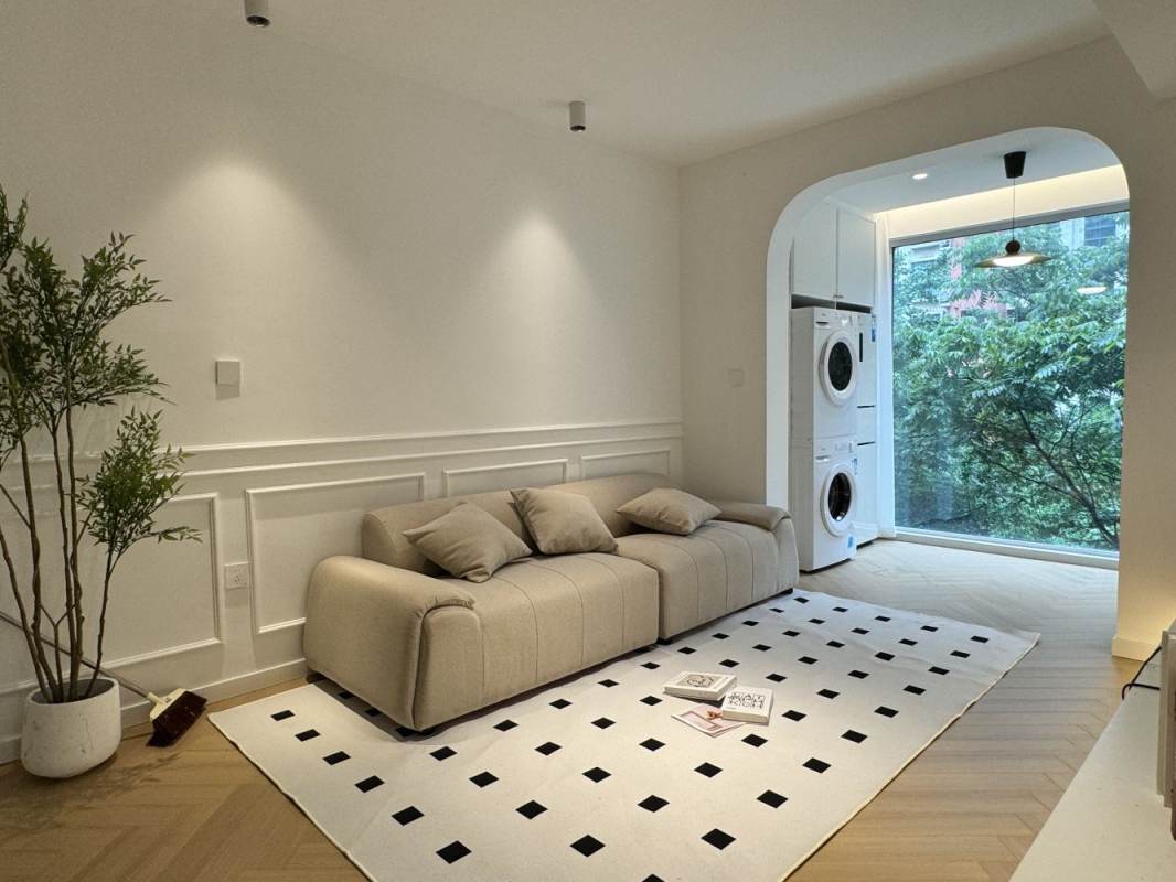Housing image — Living Room