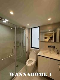 Housing image — Bathroom