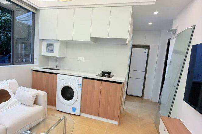 1BR Apartment near Zhongshan Park (L2/L3/L4)