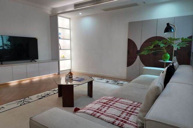 3BR Apartment near Zhongshan Park (L2/L3/L4)