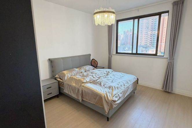 2BR Apartment in Hongkou / Fudan Uni