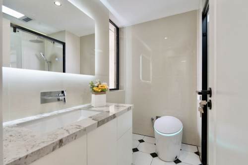 Housing image — Bathroom
